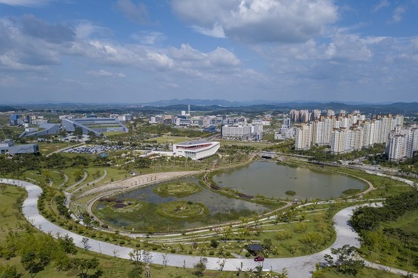 홍성군민 지역사회만족도 최상위권 (내포신도시 전경)