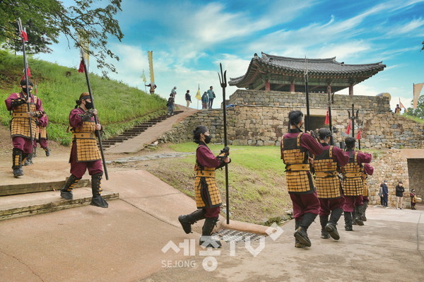 한국관광 100선 - 공산성