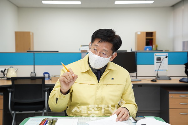 전만권 부시장