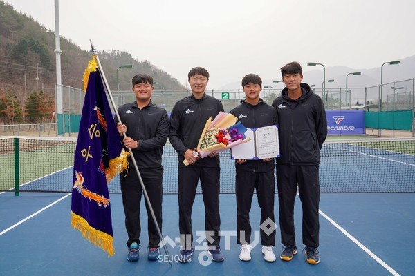 세종시청테니스팀,왼쪽부터 조현우, 손지훈, 김근준, 남지성 선수.(사진=세종시)