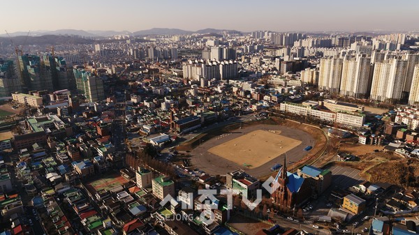 천안오룡경기장 부지 전경