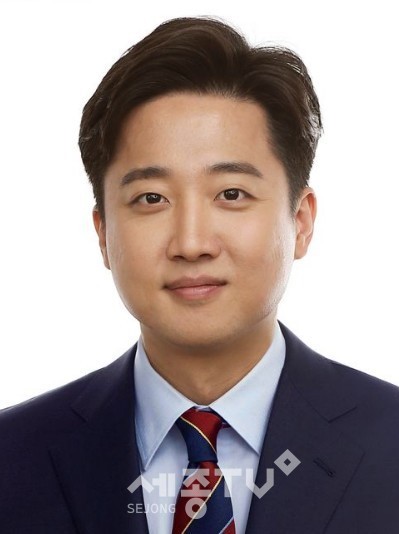 이준석