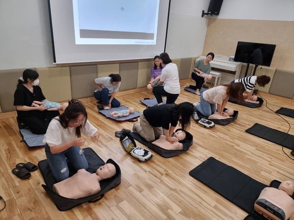 심폐소생술  및 응급처치교육