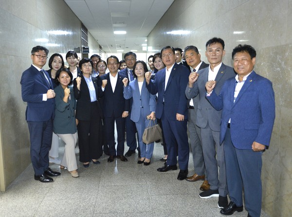 국회규칙안 제정안 운영 국회소위원회 통과