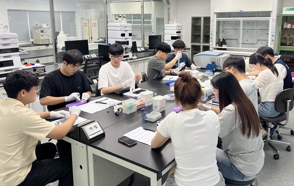 대전 유성구 테크노밸리에 위치한 이매스 대전교육센터에서 진행한 ‘2025 QA/QC 품질관리 시험자 전문가 과정’ 모습/사진제공=목원대