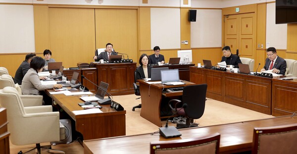 대전시의회 산업건설위의 제292회 임시회 제2차 회의 개최 모습/사진제공=대전시의회